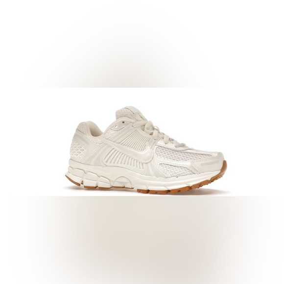 NEW-Nike Zoom Vomero 5 Shoes Sail Photon White Dust Flax Women’s Size 8 - Picture 2 of 7